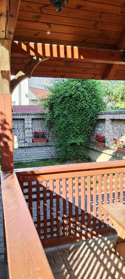 Rozsakert Apartmanhaz Hajduszoboszlo Bagian luar foto