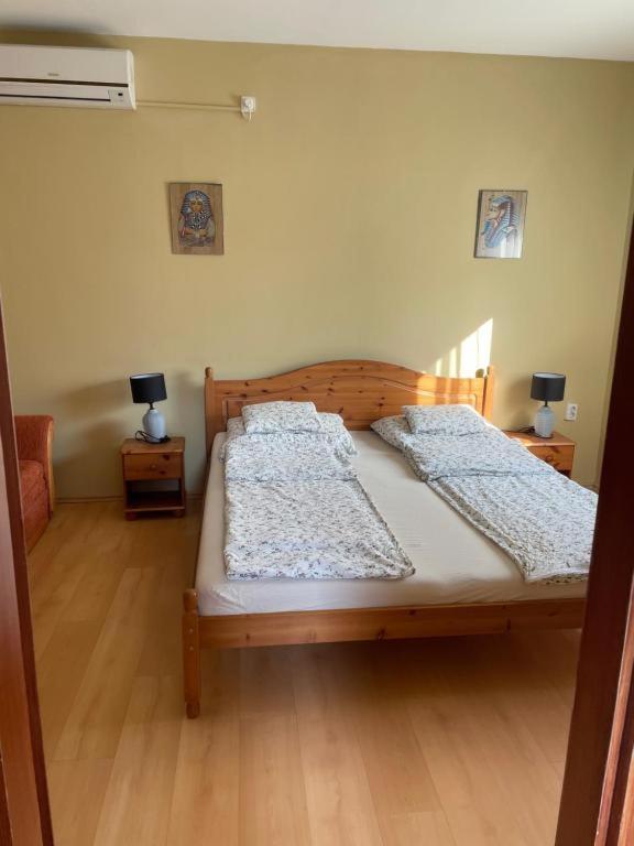 Rozsakert Apartmanhaz Hajduszoboszlo Bagian luar foto