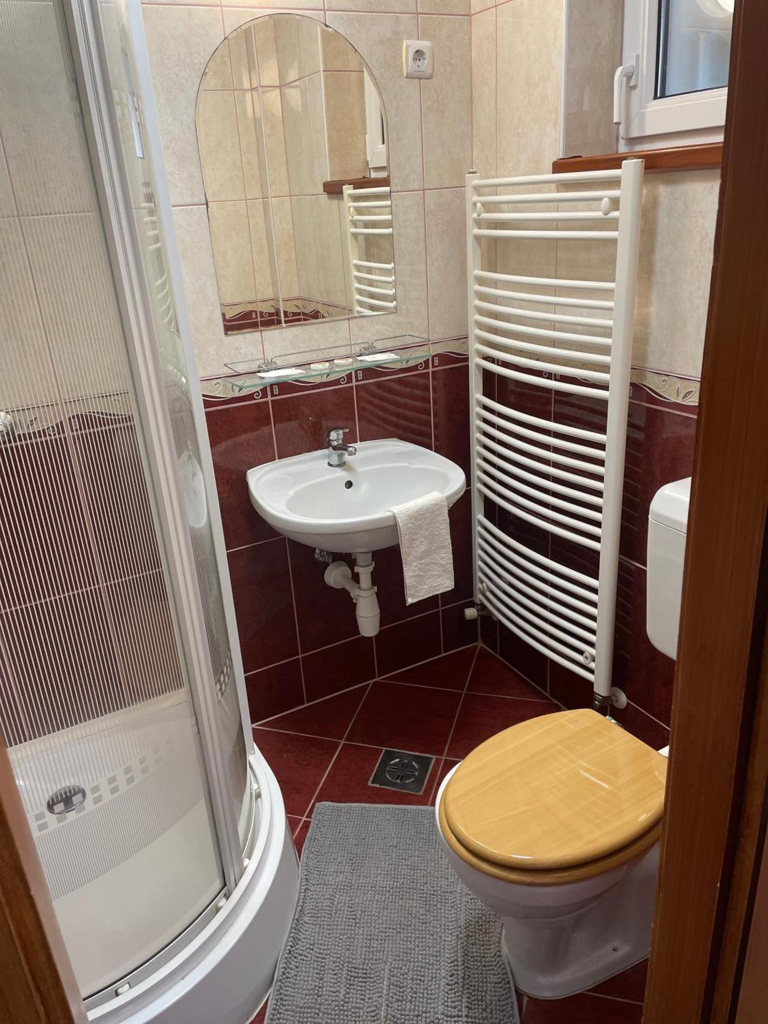 Rozsakert Apartmanhaz Hajduszoboszlo Bagian luar foto